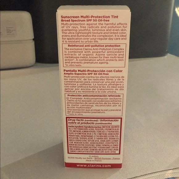 Clarins UV Plus Multi-Protection Tint - Picture 6 of 6